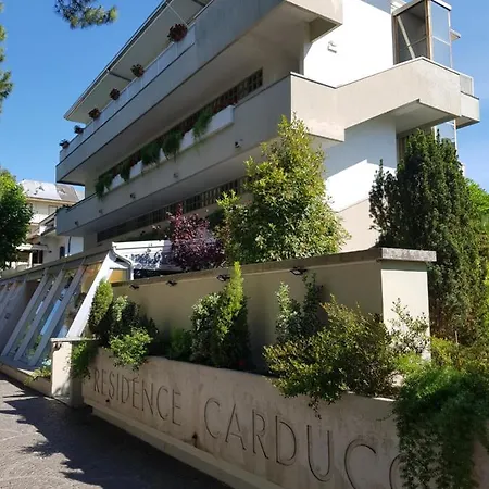 Carducci דירה *